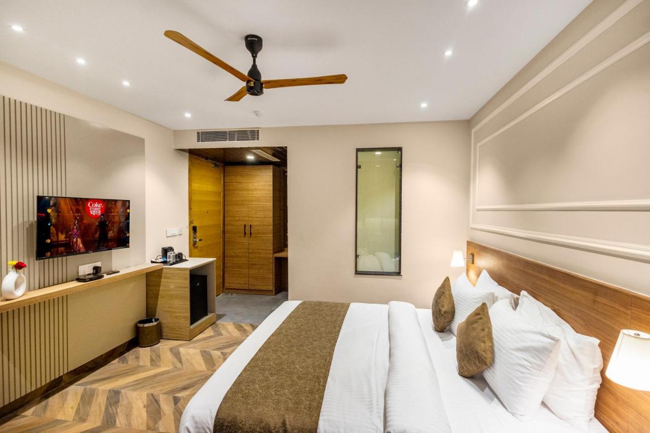 Pride Hotel And Resort Rishīkesh Buitenkant foto