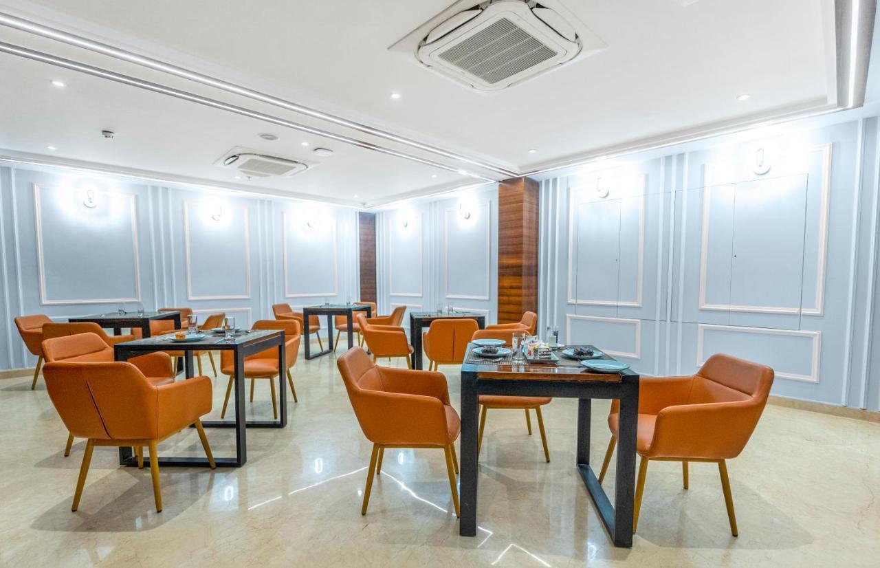 Pride Hotel And Resort Rishīkesh Buitenkant foto
