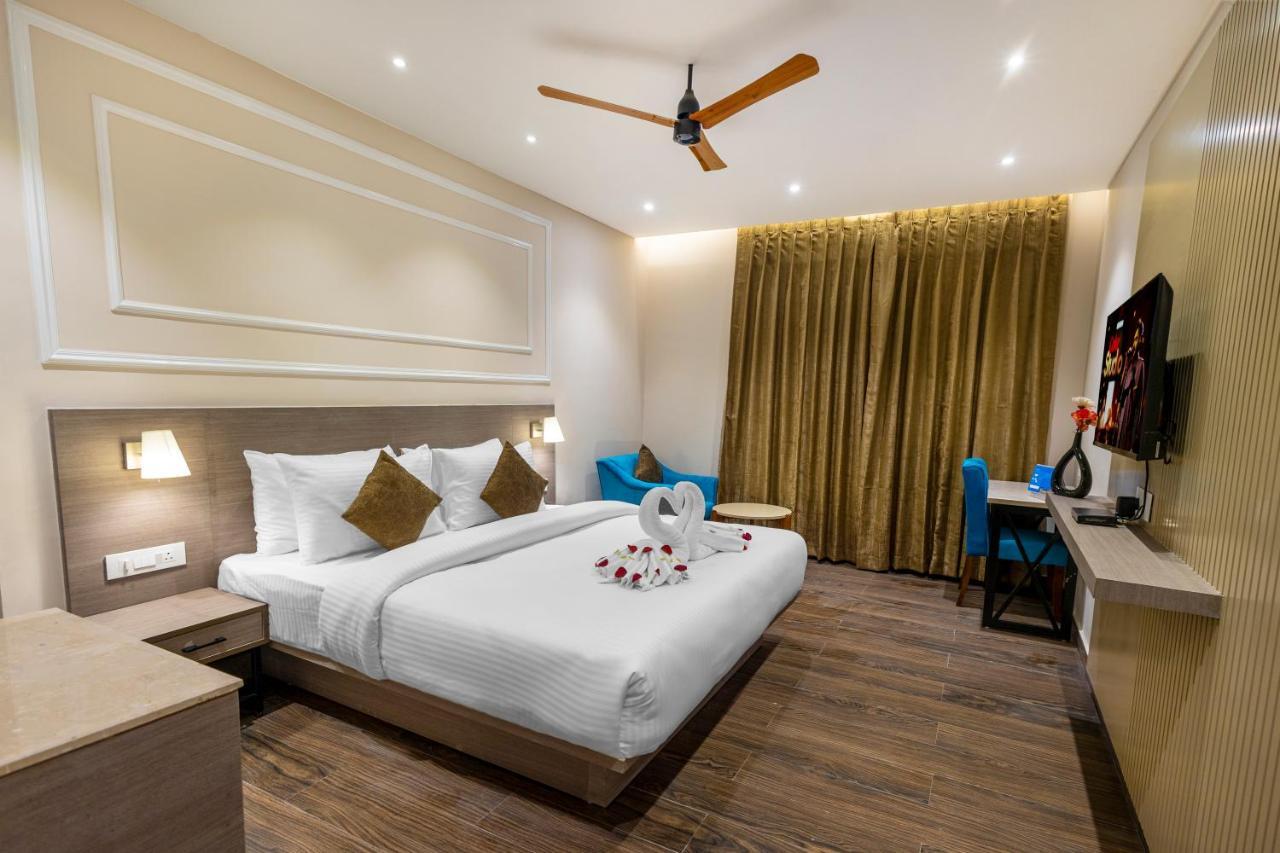 Pride Hotel And Resort Rishīkesh Buitenkant foto