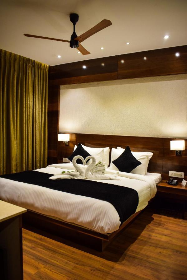 Pride Hotel And Resort Rishīkesh Buitenkant foto