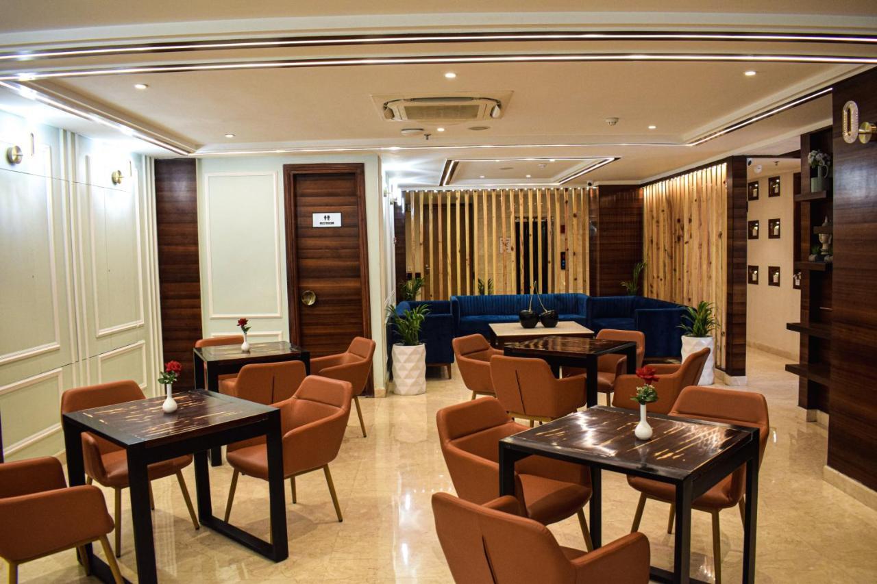 Pride Hotel And Resort Rishīkesh Buitenkant foto